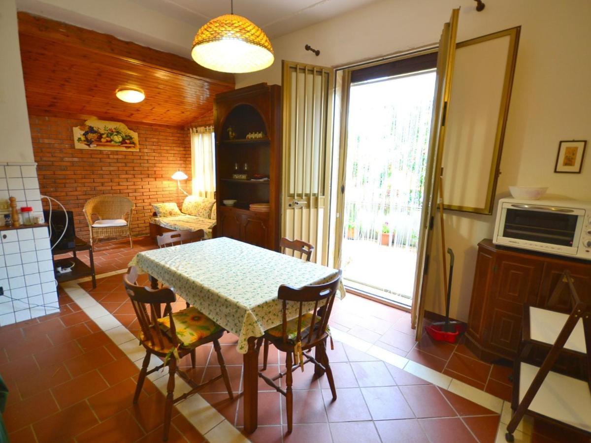 Casa Unifamiliar Con Jard N Privado Villa Agnone Bagni Eksteriør billede