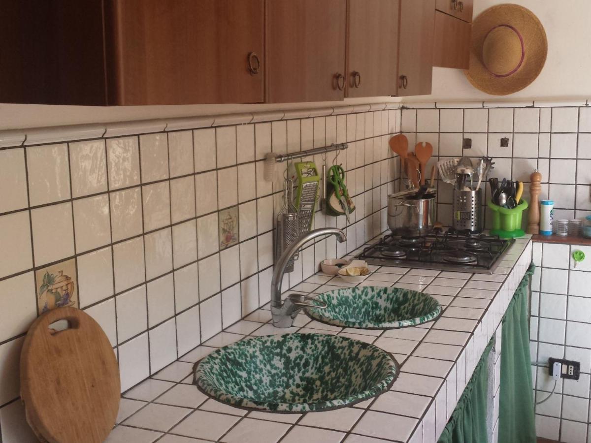 Casa Unifamiliar Con Jard N Privado Villa Agnone Bagni Eksteriør billede
